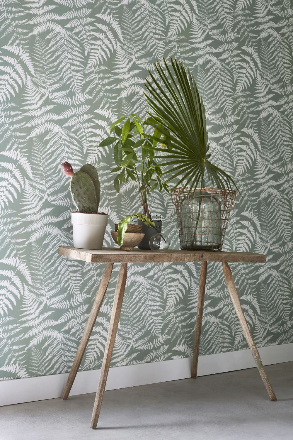 Vintage Flowers - Ferns botanical wallpaper Esta    