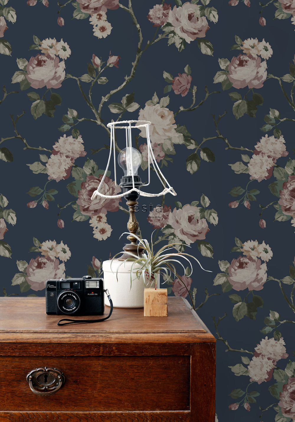 Vintage Flowers - Magic Rose botanical wallpaper Esta    