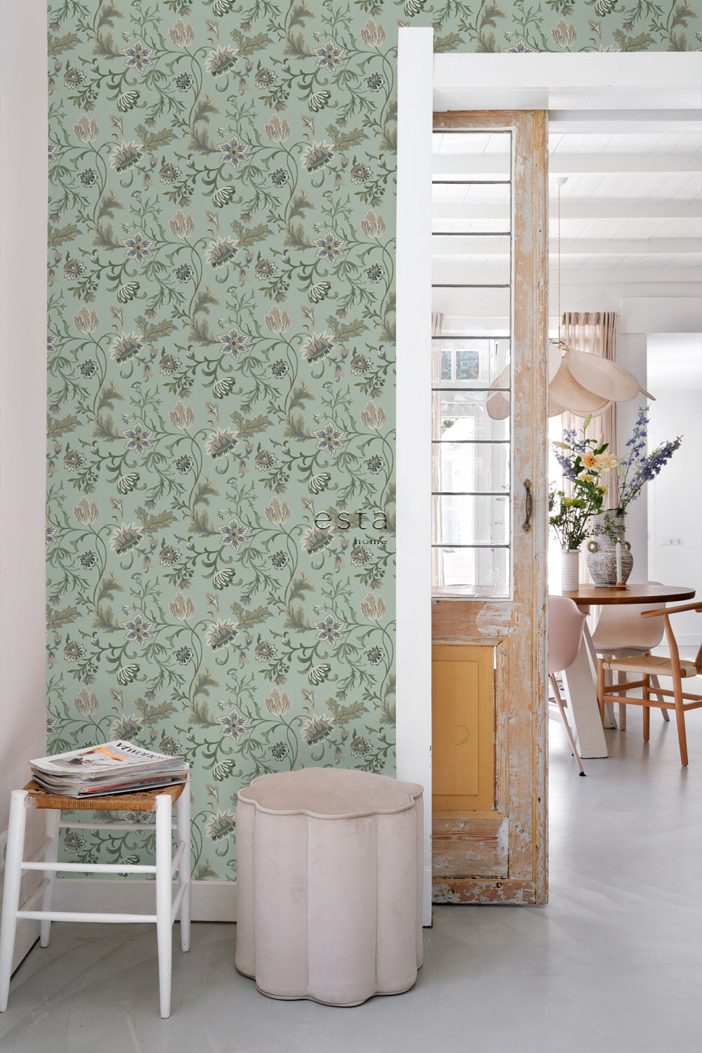 Vintage Flowers - Vintage Garden botanical wallpaper Esta    