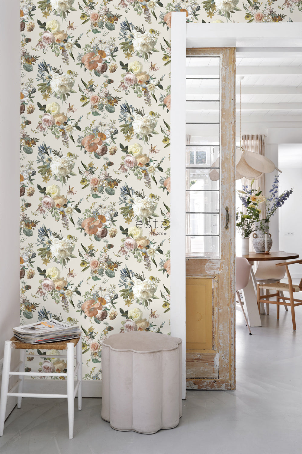 Vintage Flowers - Bloom botanical wallpaper Esta    