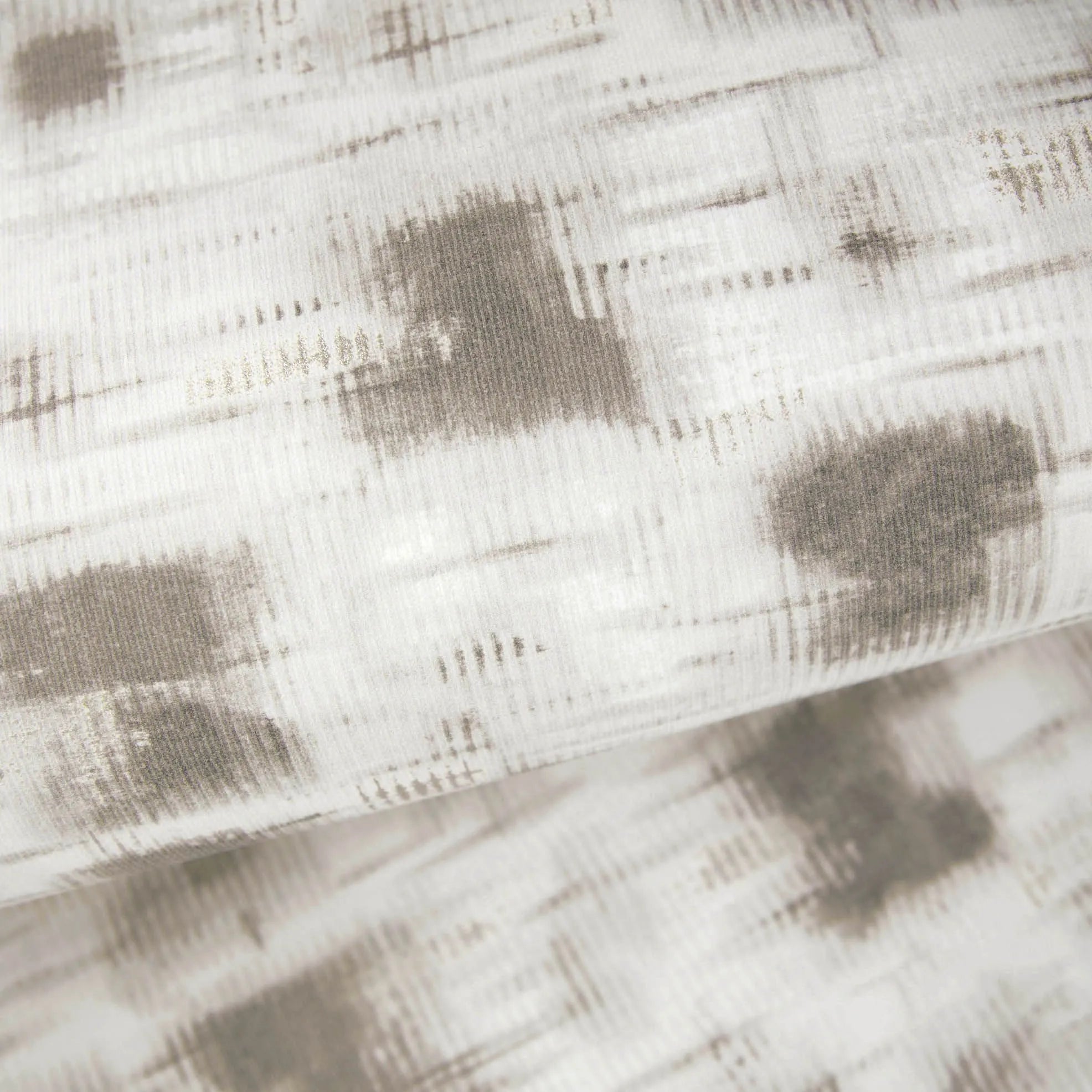 Cerra - Felino textile wallpaper Hohenberger