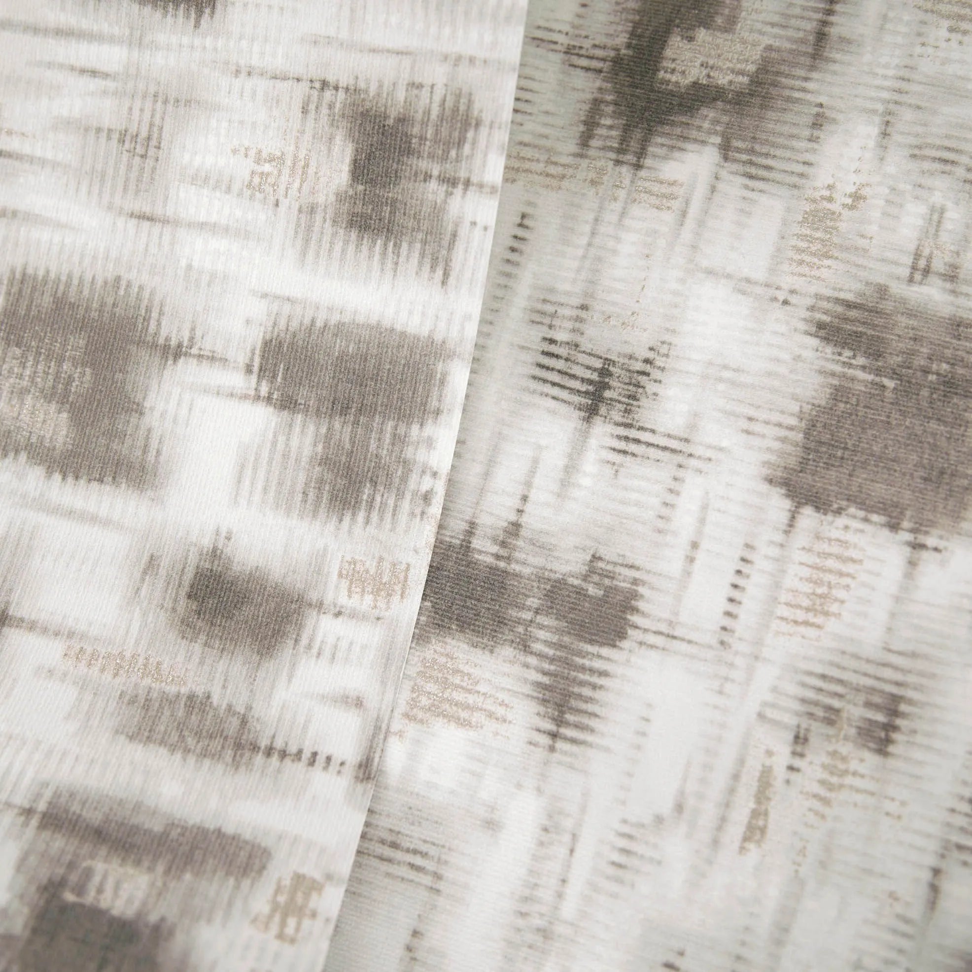 Cerra - Felino textile wallpaper Hohenberger