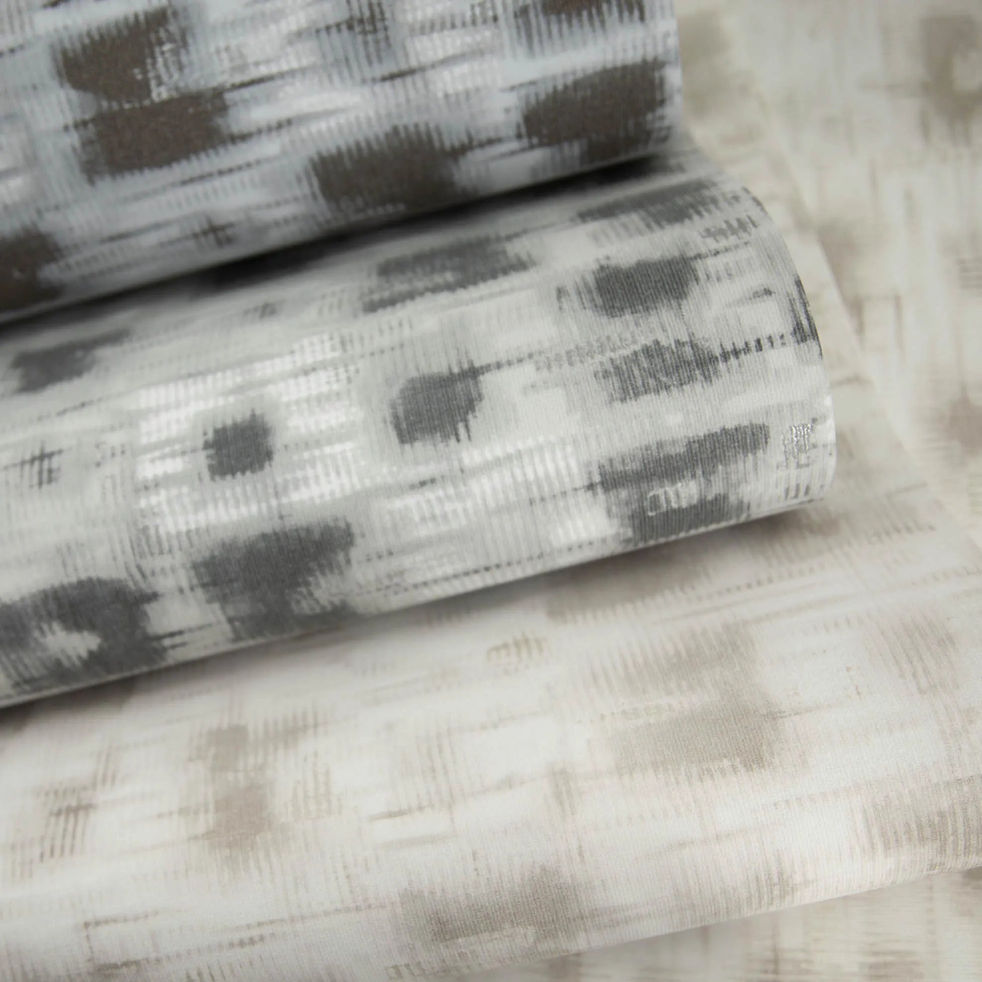 Cerra - Felino textile wallpaper Hohenberger