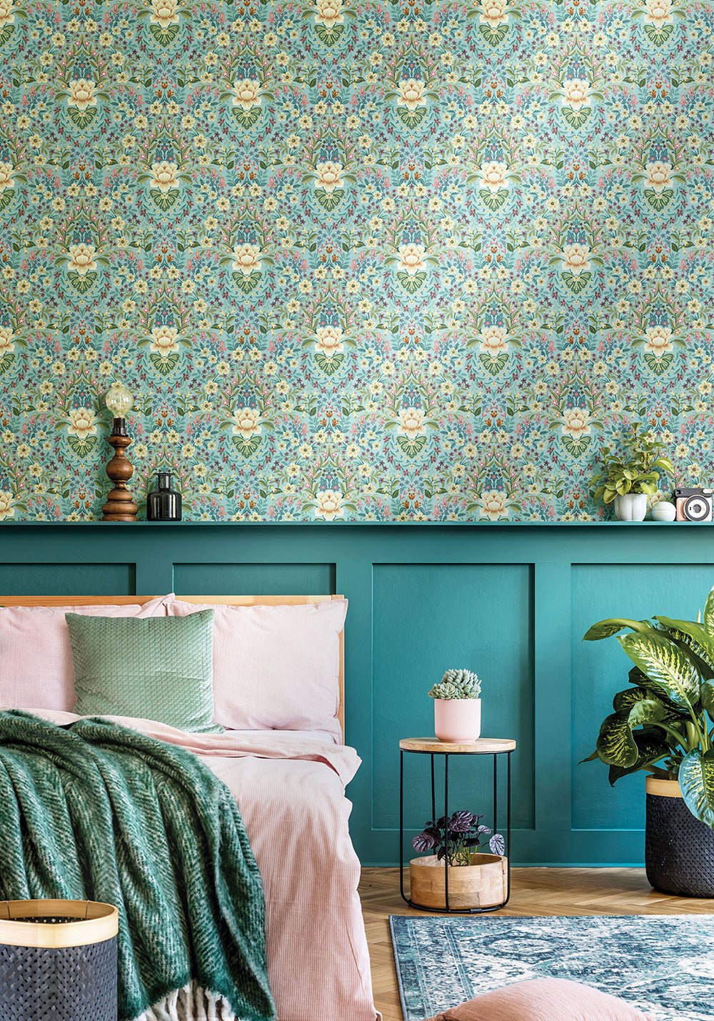 Flora - Flower Ornament botanical wallpaper Parato    