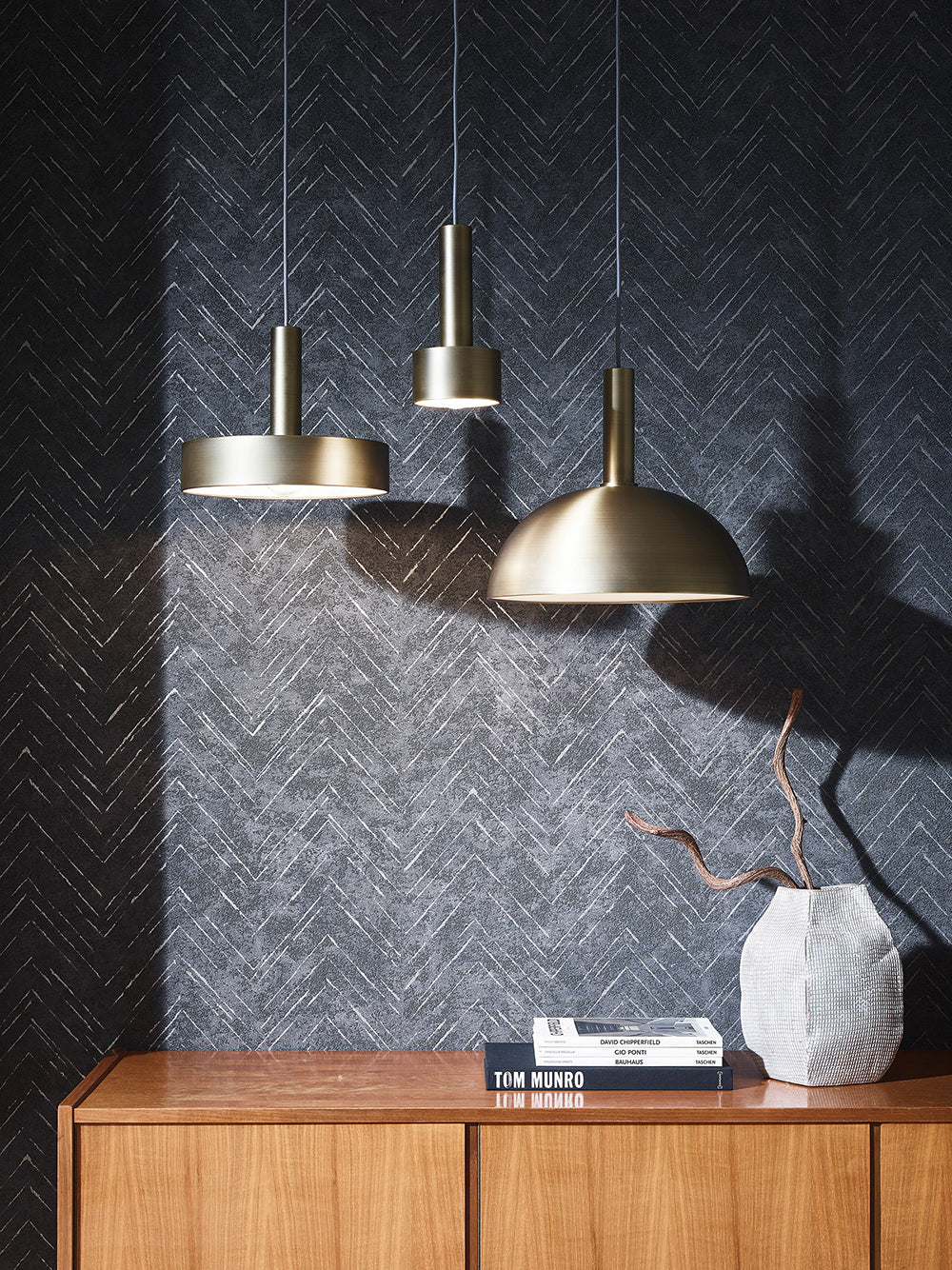 Memento - Textured Granulated Herringbone geometric wallpaper Marburg    