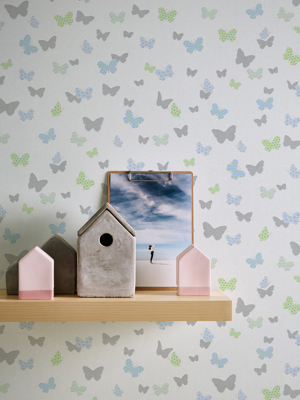 Attractive - Butterflies kids wallpaper AS Creation    