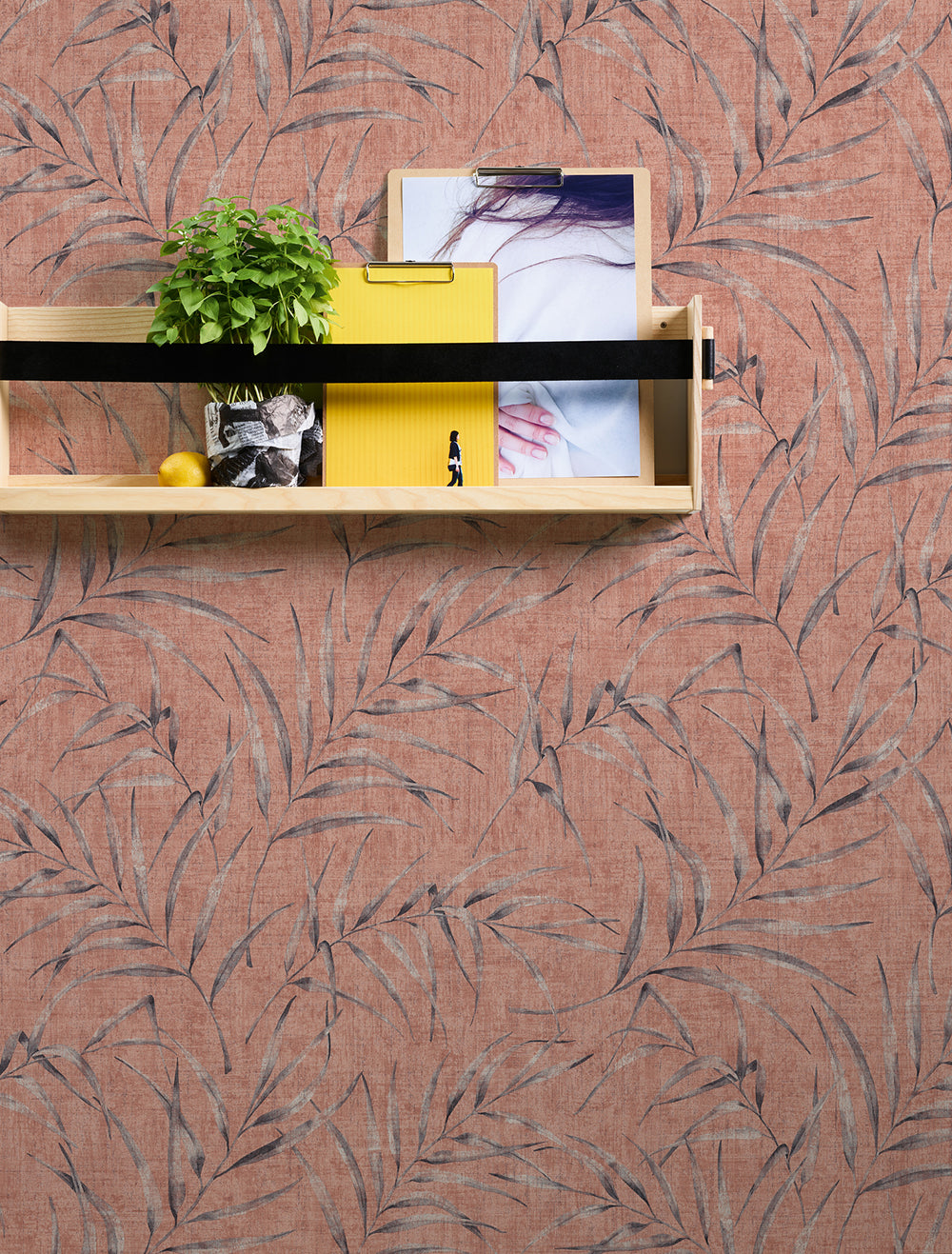 Greenery - Delicate Leaves botanical wallpaper AS Creation    