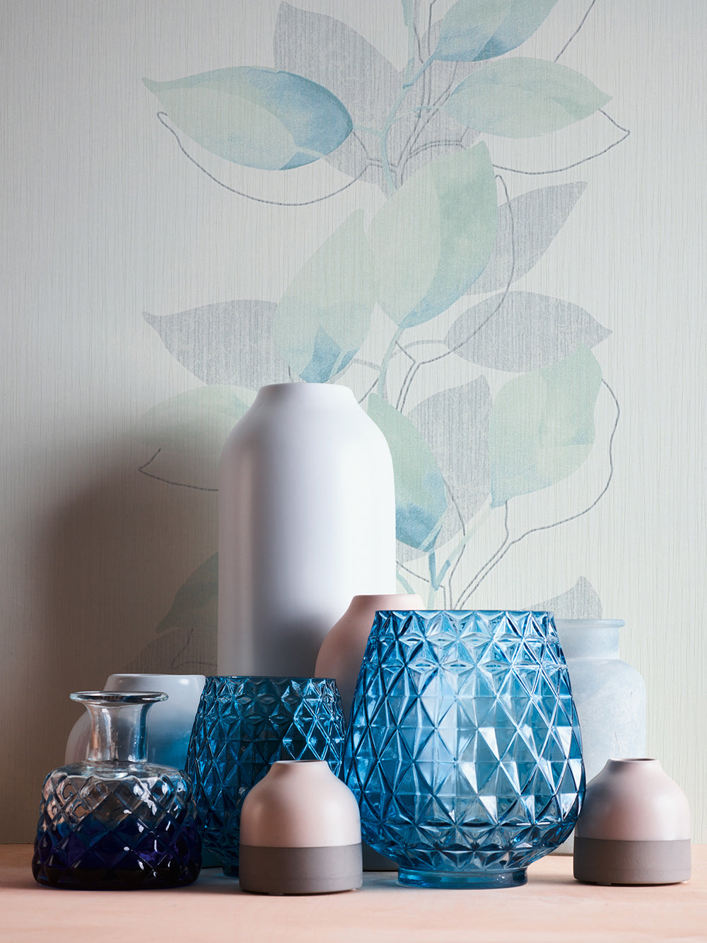 Attractive - Watercolour Leaves botanical wallpaper AS Creation    