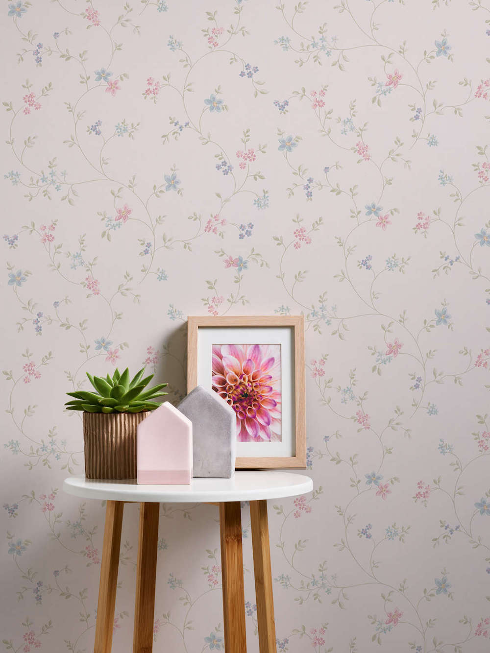 Maison Charme - Floral Tendrils botanical wallpaper AS Creation    