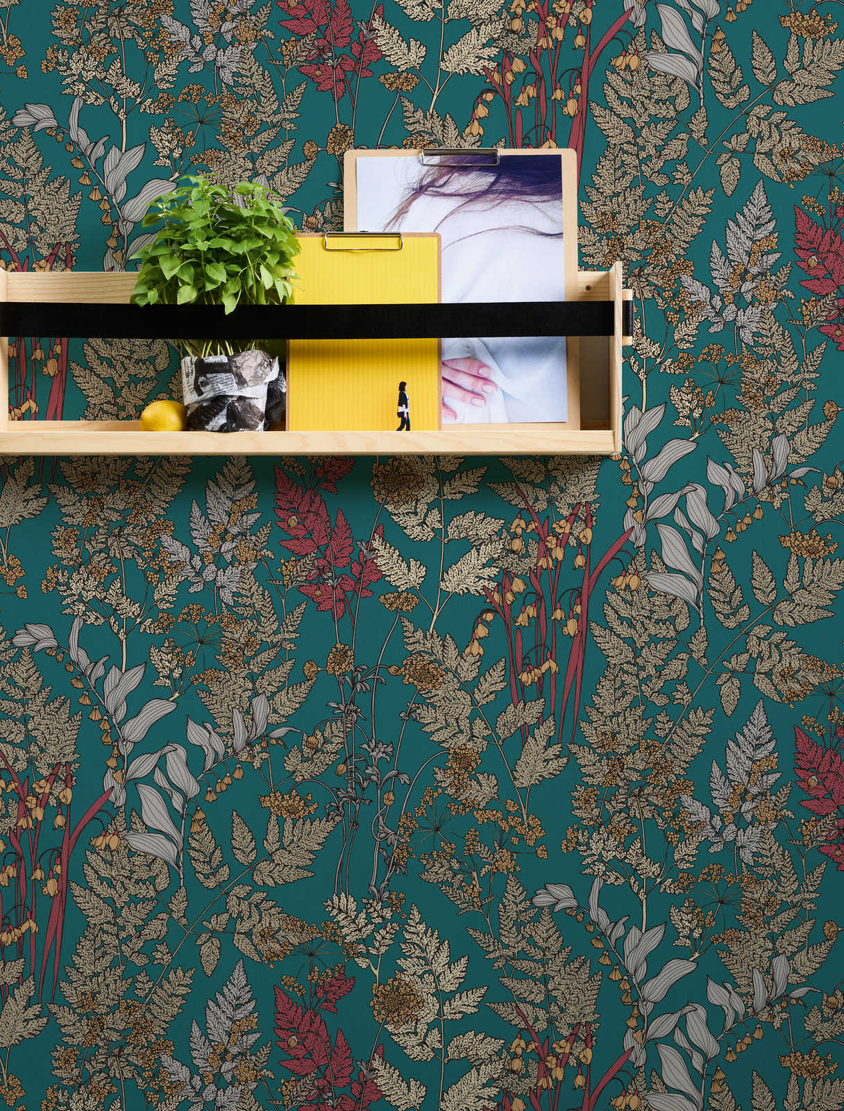 Floral Impression - Florals in the Woods botanical wallpaper AS Creation    