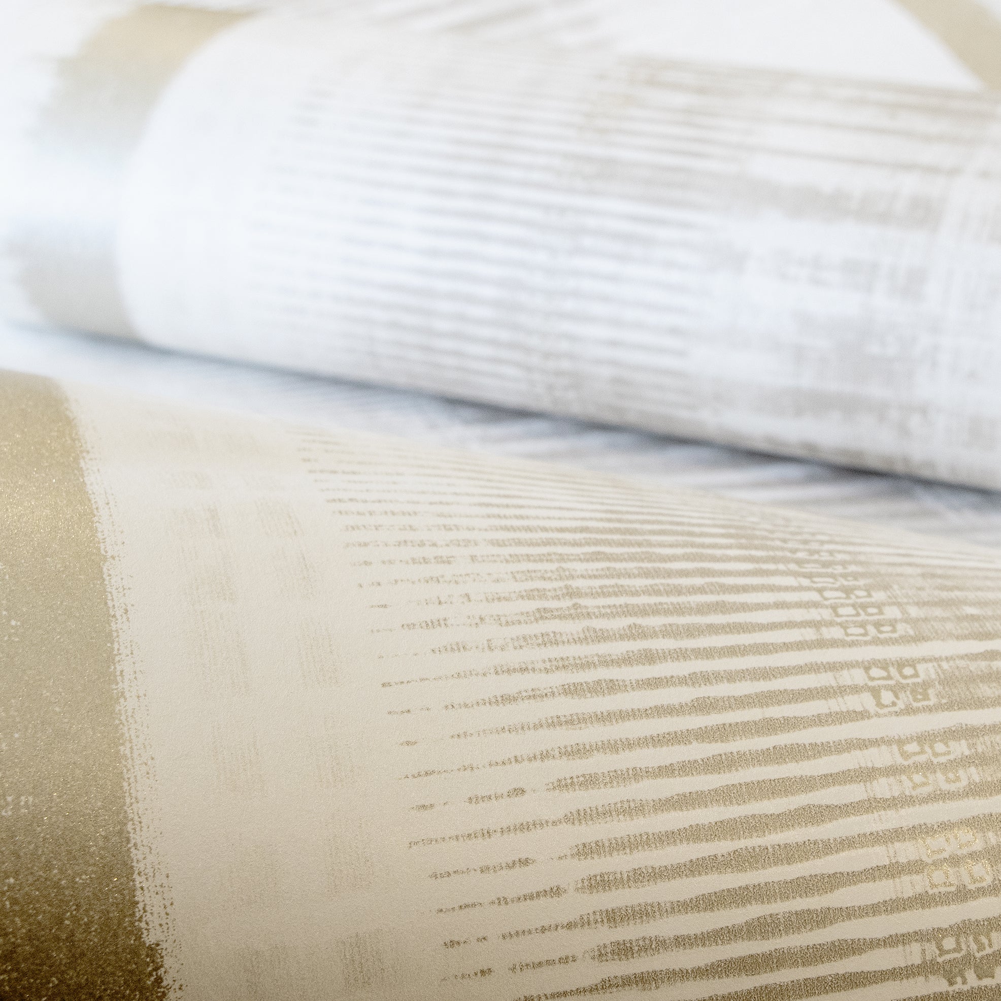 Adonea - Hermes damask wallpaper Hohenberger    